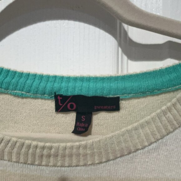Worn Once! Classic Timeless Sweater with Turquise Details Size Small - Picture 3 of 5